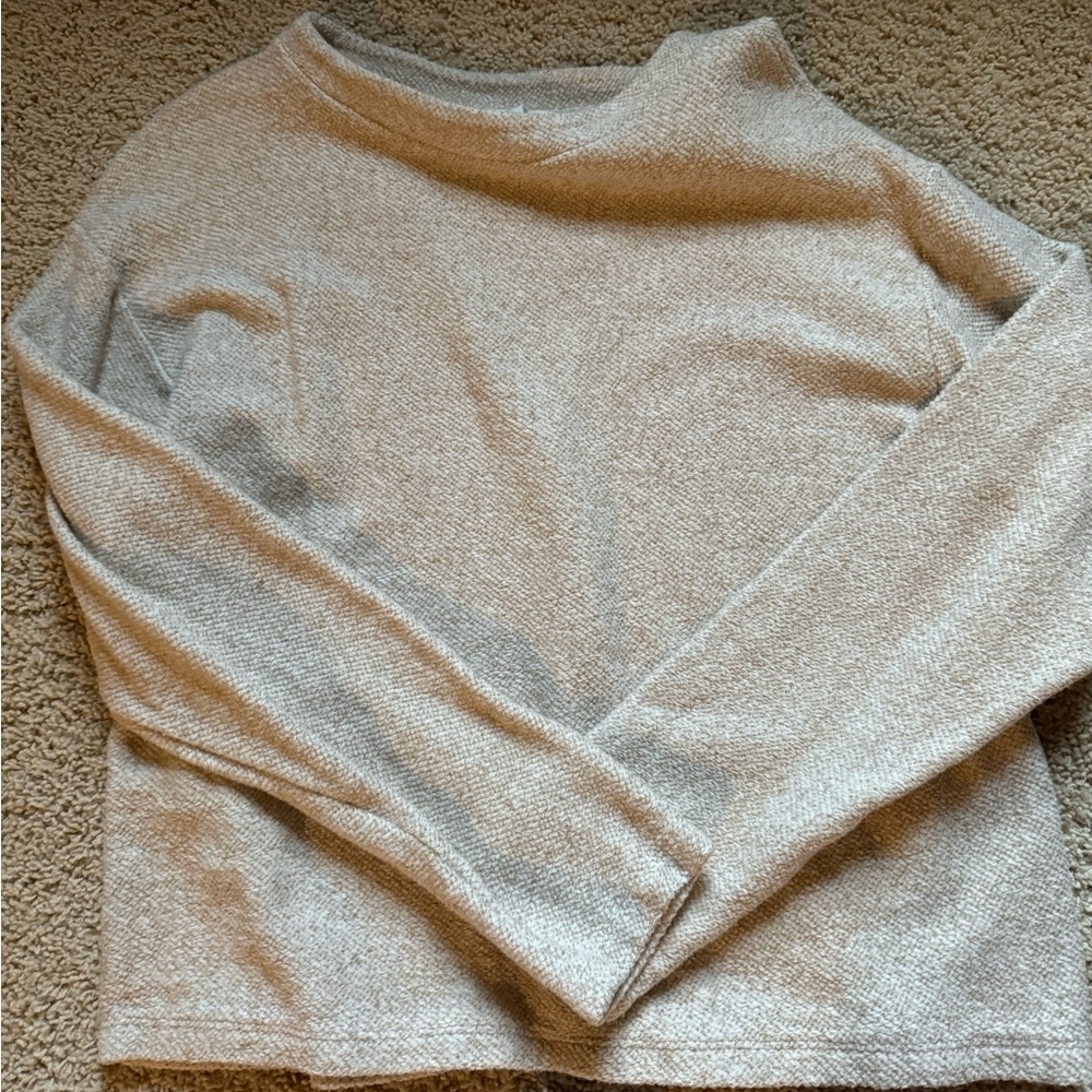 cream H&M women’s sweater